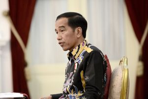 Le président indonésien Joko Widodo a ordonné aux policiers, vendredi 21 juillet, de tirer systématiquement sur les trafiquants de drogue présumés qui résisteraient à leur arrestation.