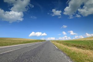 La rénovation du réseau routier fait partie du plan transports du gouvernement.