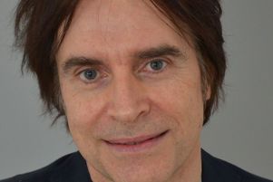 Le philosophe Pierre Le Coz, ancien vice-président du Comité consultatif national d’éthique (CCNE), revient sur les clivages qui peuvent exister au sein des groupes politiques.