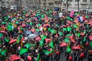 Des militants de La Manif pour tous opposés à la loi bioéthique, le 31 janvier à Paris.