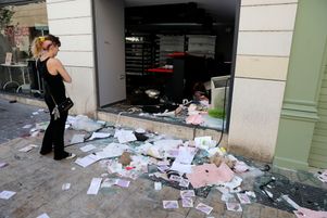 Une boutique saccagée à Marseille, samedi 1er juillet, après une quatrième nuit de violences, suivant la mort de Nahel.