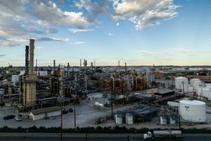 Une raffinerie de pétrole à El Paso, au Texas, le 20 septembre 2023.