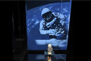 Les montres de la marque de luxe suisse Omega font partie de l’équipement des astronautes de la Nasa. 