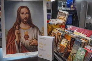 Pour Laurent Landete, la nouvelle encyclique du pape, Dilexit nos, propose la spiritualité du Sacré-Cœur comme un remède aux maux de notre temps.