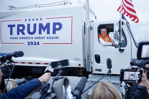 Joe Biden a répondu aux questions des journalistes d’un camion poubelle, mercredi 30 octobre.