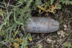 Une charge non explosée d’une bombe à sous-munitions, en mars 2024, en Syrie. La Lituanie quitte officiellement ce jeudi 6 mars 2025 la convention d’Oslo interdisant les armes à sous-munitions.