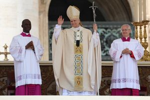 Le pape Léon XIV a célébré la messe inaugurale de son pontificat ce dimanche 18 mai 2025 sur la place Saint-Pierre, au Vatican.